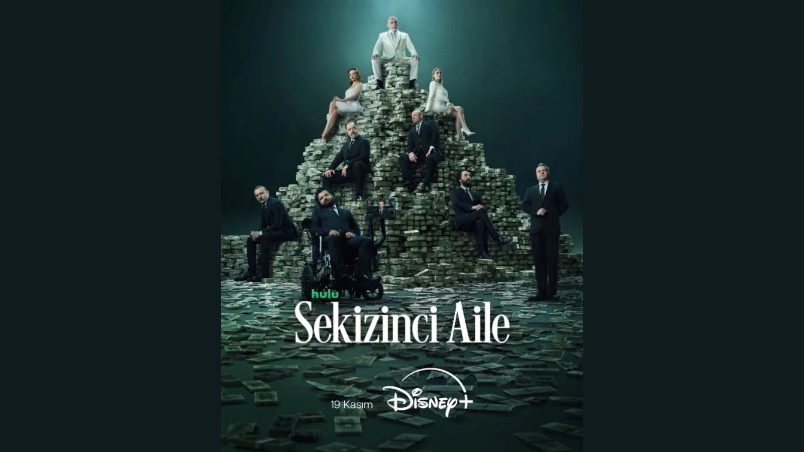 Hazal Kaya'nın Gala Tarzı Sosyal Medyayı Salladı: "Bu Kim?" Dedirten İmaj Değişikliği!