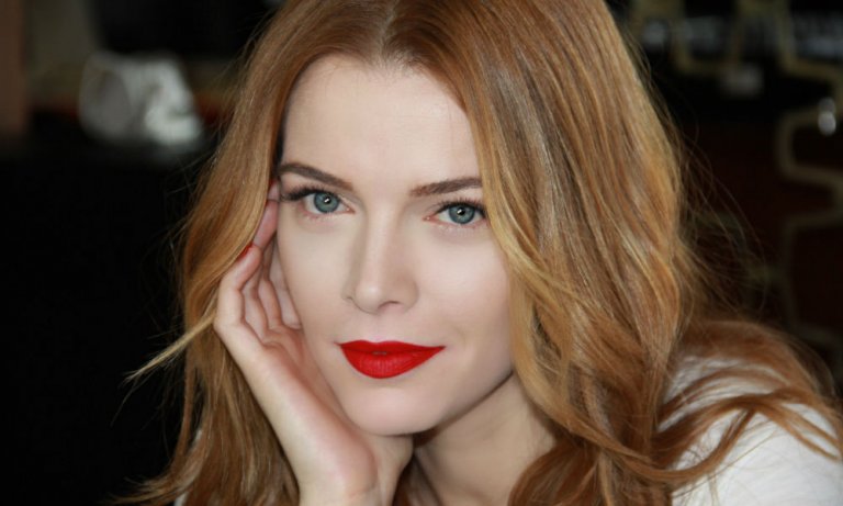 Begüm Kütük kimdir?