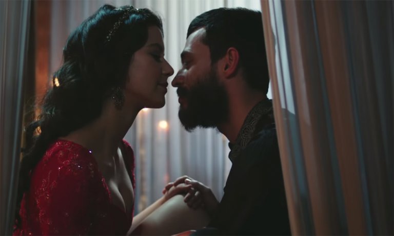 Muhteşem Yüzyıl Kösem 24. bölümde Sultan Ahmed devri kapanıyor!