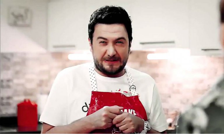 Onur Büyüktopçu kimdir?