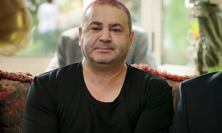 Şafak Sezer kimdir?