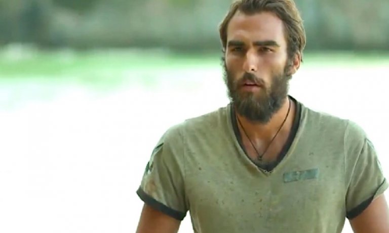 Survivor’dan diskalifiye olan Zafer, Semih’in ailesinden özür diledi!