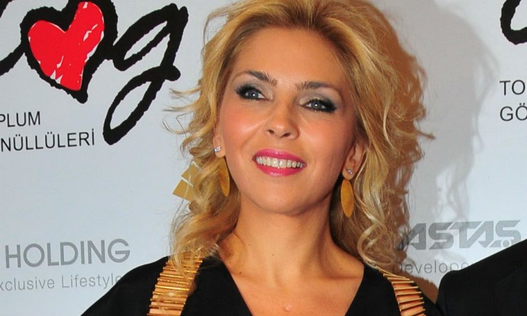 Arzu Sabancı’dan Özge Ulusoy yorumu!