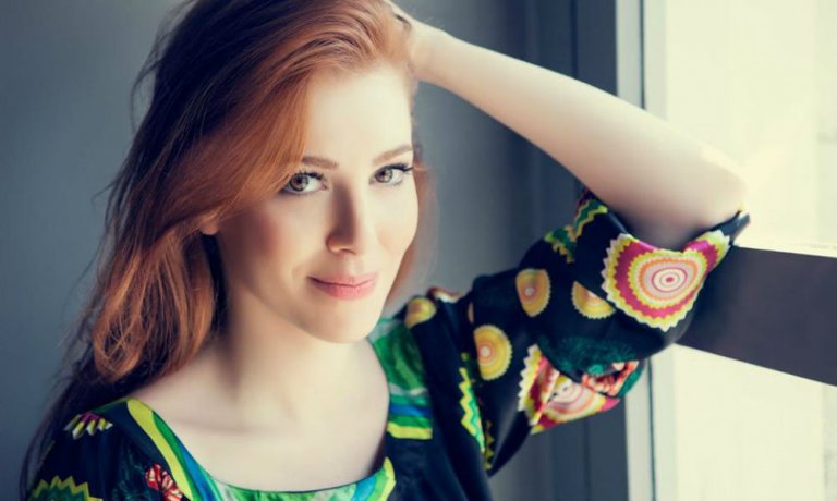 Yapımcıdan Elçin Sangu açıklaması!