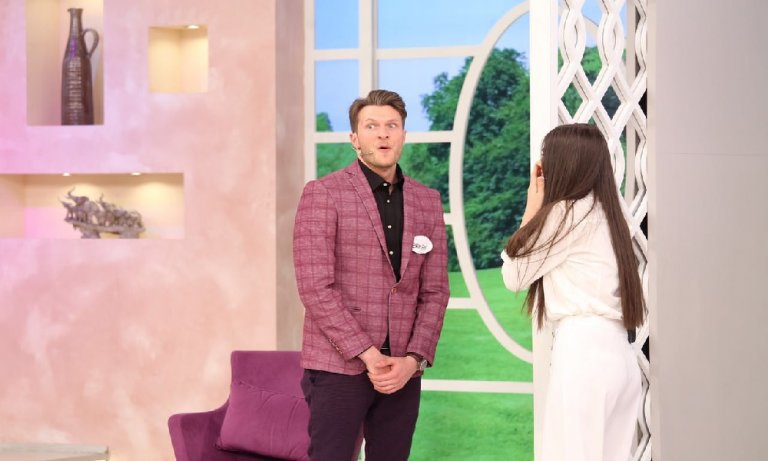 İzdivaçta yıldırım aşkına tutulan Erkan ve Zahra’dan inanılmaz haber!