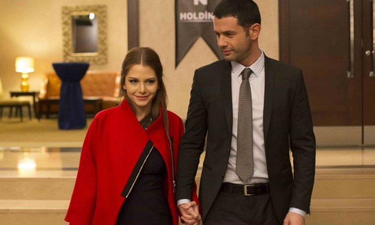 Ezgi Asaroğlu ve Keremcem’den sürpriz karar!