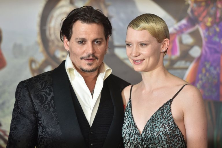 Alice Harikalar Diyarında Hollywood galasını gerçekleştirdi