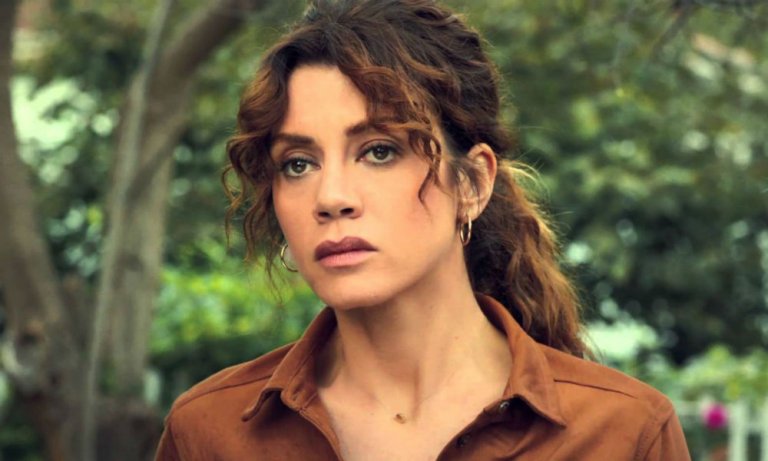 Ünlü oyuncu Gökçe Bahadır, yeni dizisinde kadro dışı kaldı!