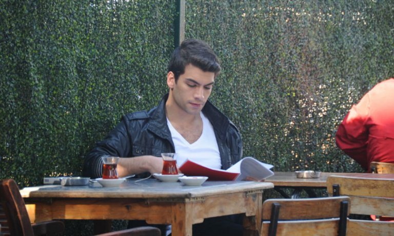 Gürbey İleri, sevgilisi ile görüntülendi