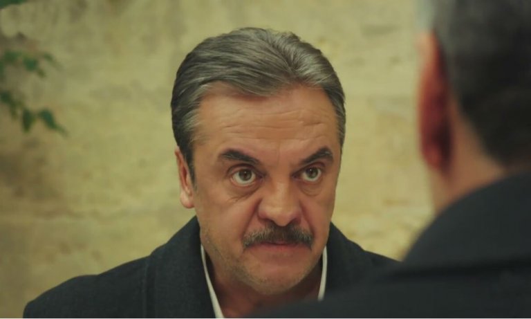 Mesut Akusta, yeni dizisinde Bolu Beyi’ni canlandıracak!