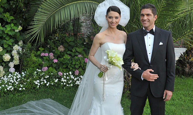 Nefise Karatay’dan mutlu aile pozu!