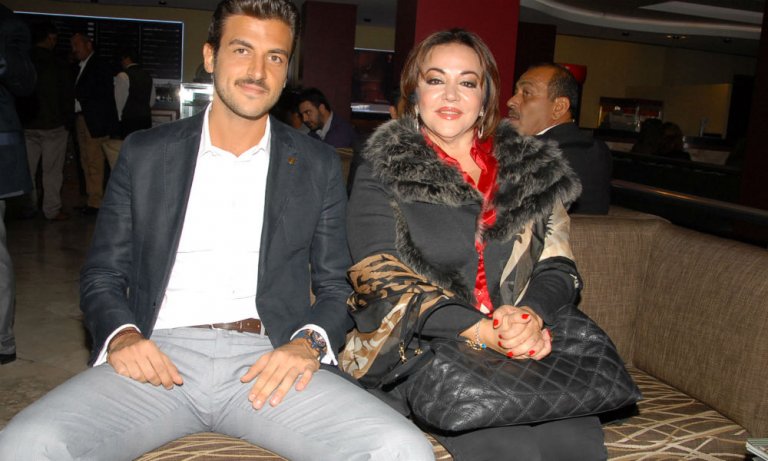 Gurur Aydoğdu, annesi Oya Aydoğan’ın vasiyetini açıkladı!