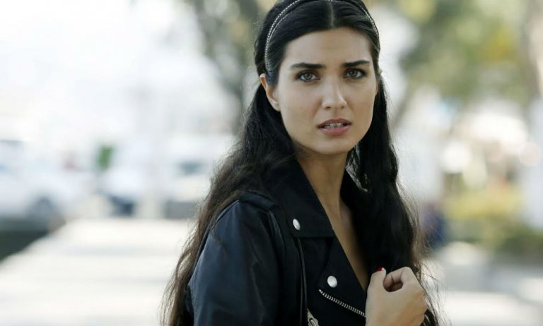 Tuba Büyüküstün, Bodrum’da bir butik otele talip oldu!