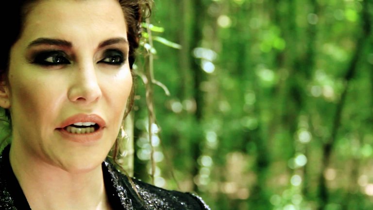 Deniz Akkaya ‘dan Ayşe Özyılmazel ‘e Ağır Sözler