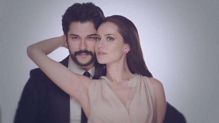 Fahriye Evcen ‘e doğum günü hediyesi
