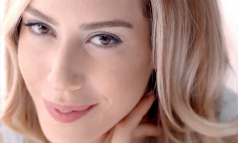 Sinem Kobal düğün sonrası normal hayatına geri döndü!