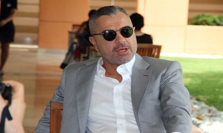 Erdal Acar, kendisinden 25 yaş küçük sevgilisiyle evlendi!