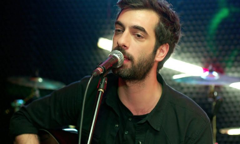 Serenay Sarıkaya: “İlker Kaleli’ye hayırlı olsun.”