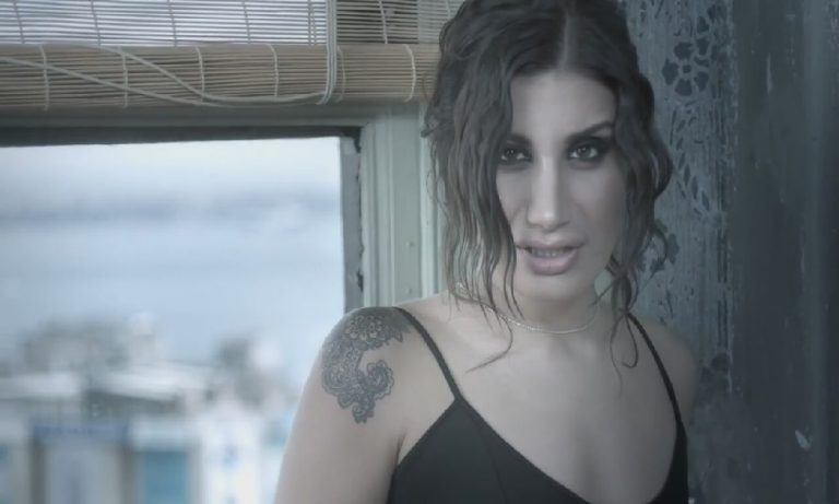 İrem Derici kilo haberlerine ateş püskürdü: “Daha çok vereceğim ulan!”