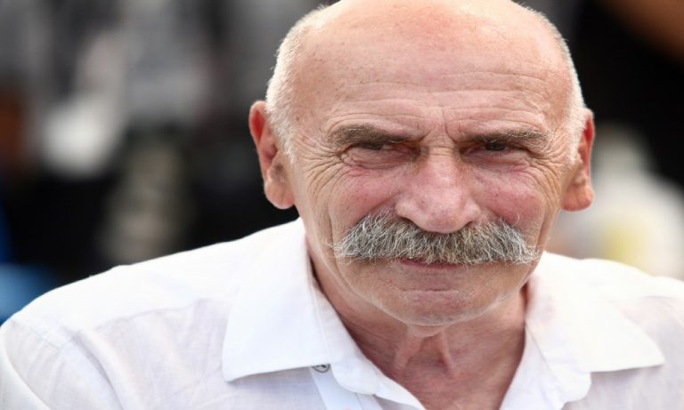 Tuncel Kurtiz’in mezarının yapılmamasının nedenini Belediye Başkanı açıkladı!