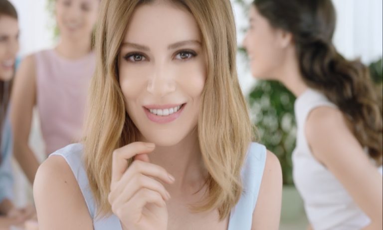 Sinem Kobal, yüzüne dolgu ve botoks yaptırdı mı?