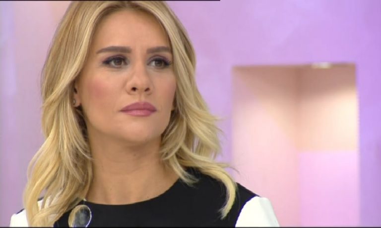 Esra Erol izdivaç programını bırakıyor mu?