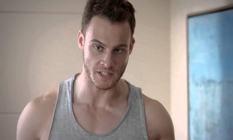 Kerem Bursin kaslarıyla ilgili konuştu: “Protein tozu değil, alın teri”