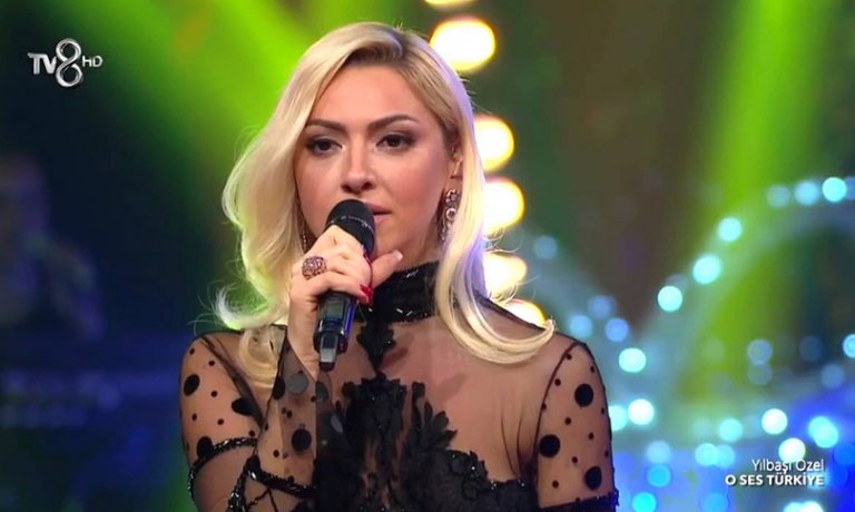 Hadise O Ses Türkiye’de Birinci Oldu!