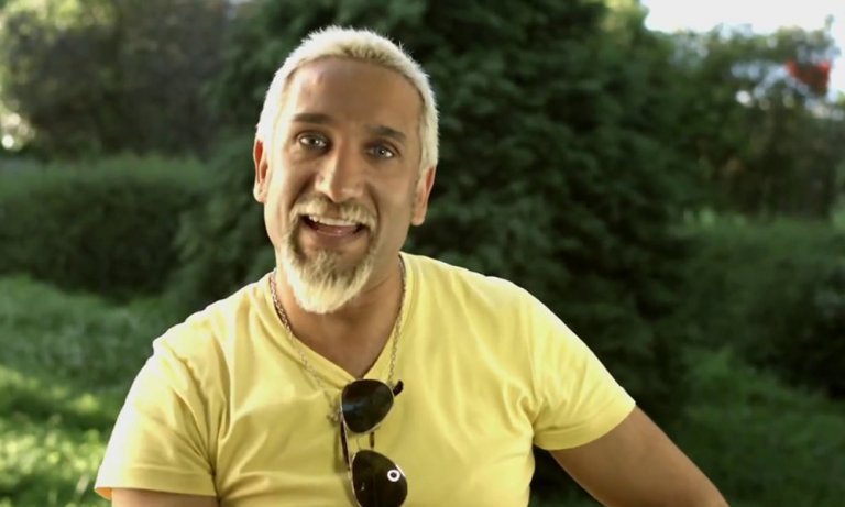 Tarık Mengüç Kimdir?