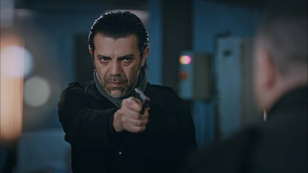 eşkiya dünyaya hükümdar olmaz