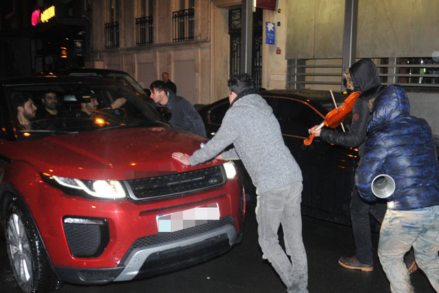 Beren Saat'e Kenan Doğulu'dan Dansözlü Doğum Günü Partisi 