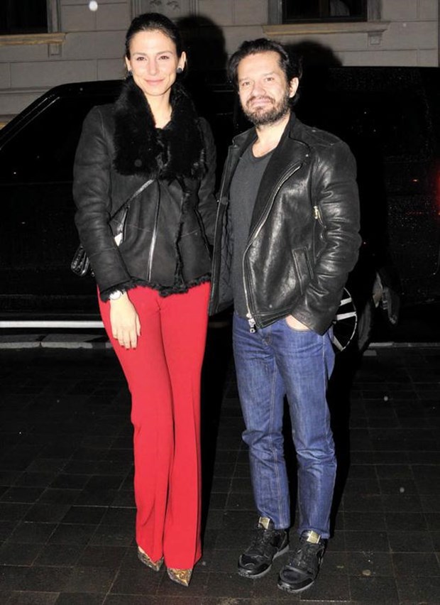 Beren Saat'e Kenan Doğulu'dan Dansözlü Doğum Günü Partisi 