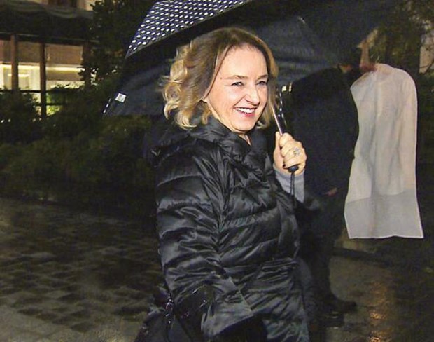 Beren Saat'e Kenan Doğulu'dan Dansözlü Doğum Günü Partisi 