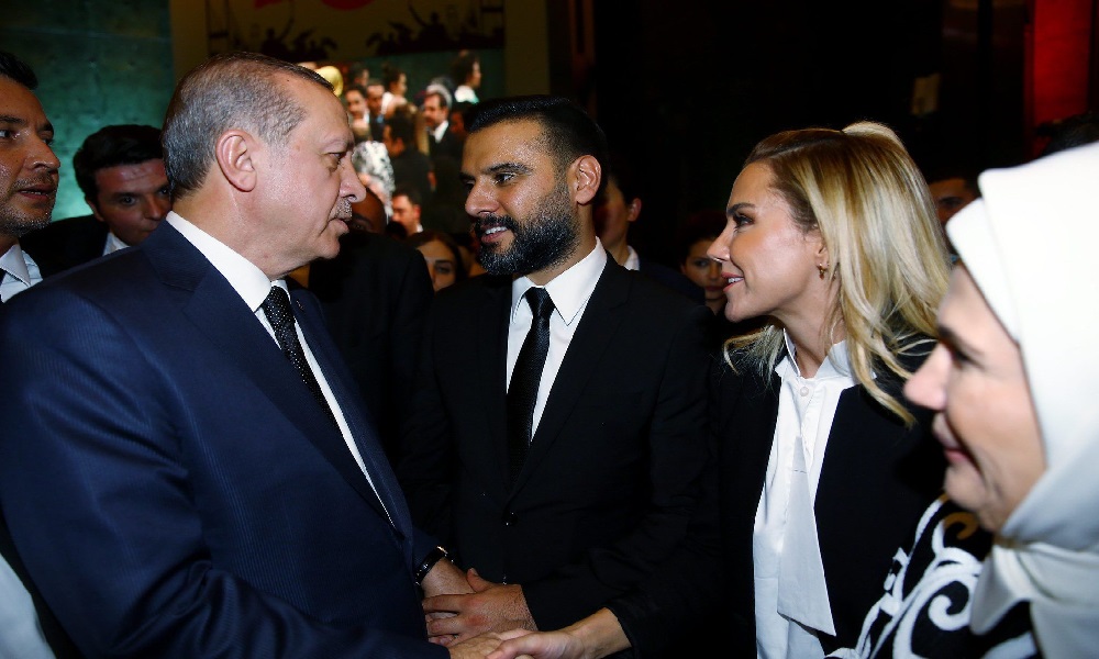 Alişan sevgililer gününde yalnız