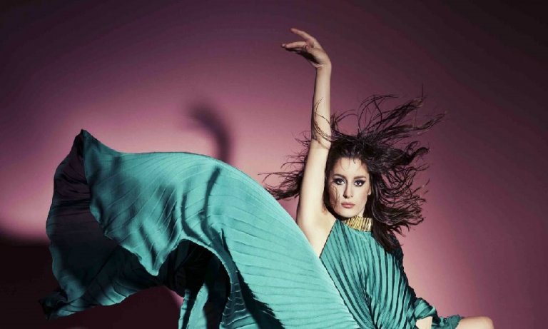 Şarkıcı Atiye ölümden döndü!