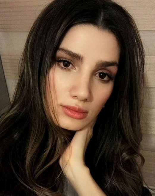 Best Model Of Turkey 2016 Birincisi Gizem Kayalı Burnunu Yaptırdı