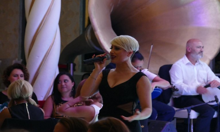 Deniz Gençay’dan bomba itiraf. Sevgilisi Asena ile aldatmış!