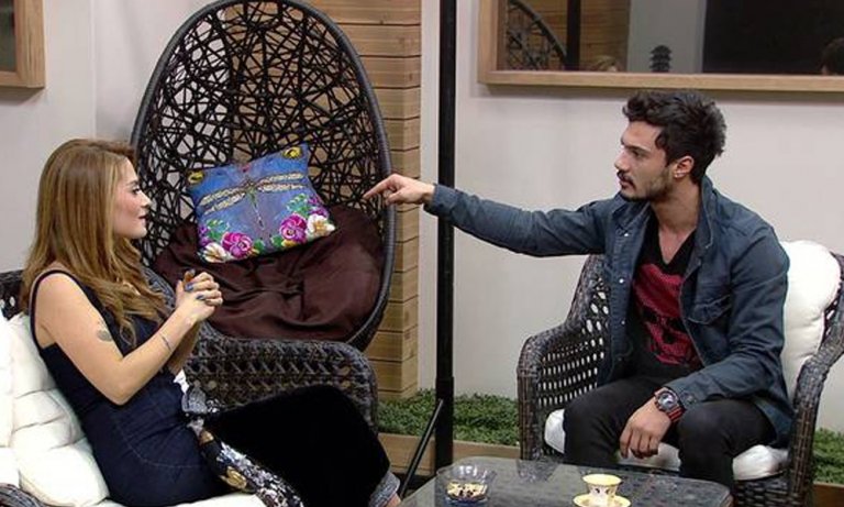 Kısmetse Olur Tuğçe Ve Akın Karşı Karşıya!