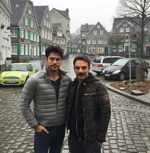 Burak Özçivit İle Fahriye Evcen Nişanlandı... Nişandan İlk Görüntüler