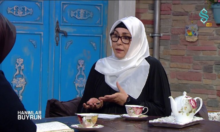 Necla Nazır’ın acı günü. Annesini kaybetti!