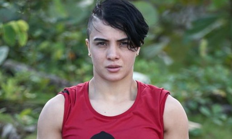 Survivor Sabriye Ada konserinde Müjdeli Haberi Aldı