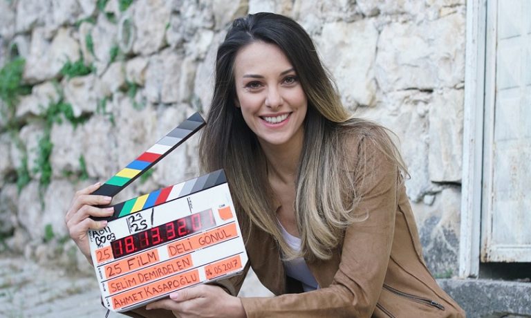 Deli Gönül Fatmanur Kimdir? (Tuvana Türkay)