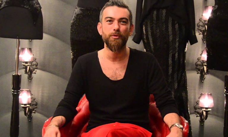 Hakan Akkaya Taşıyıcı Anne İle Baba Olacak