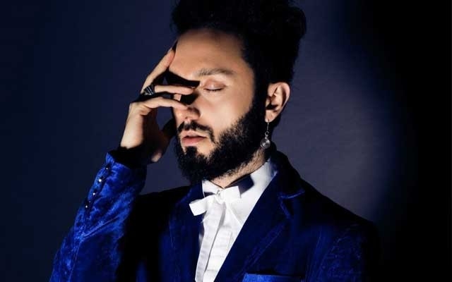 Mabel Matiz’i Havuza Attılar!