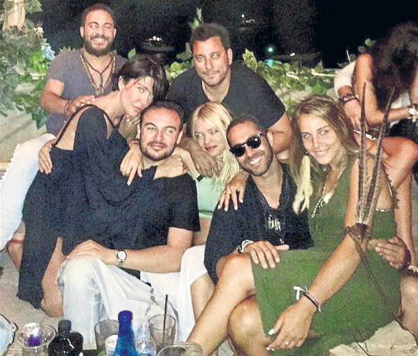 Aslışah Alkoçlar'dan o isimle samimi pozlar!