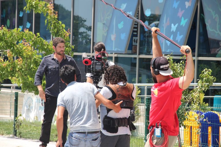 Ekranların Yeni Eğlencesi İki Yalancı Olacak