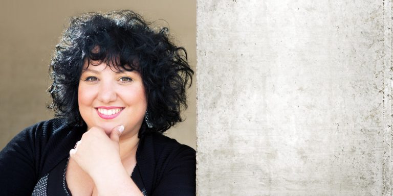 Meltem Kaptan Kimdir?