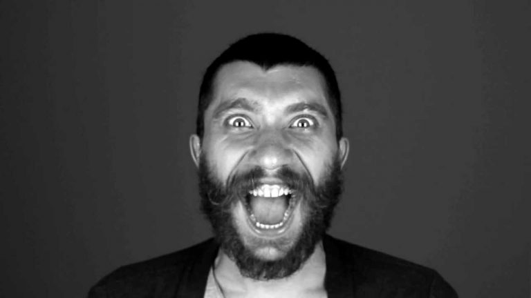 Özgür Emre Yıldırım Kimdir?