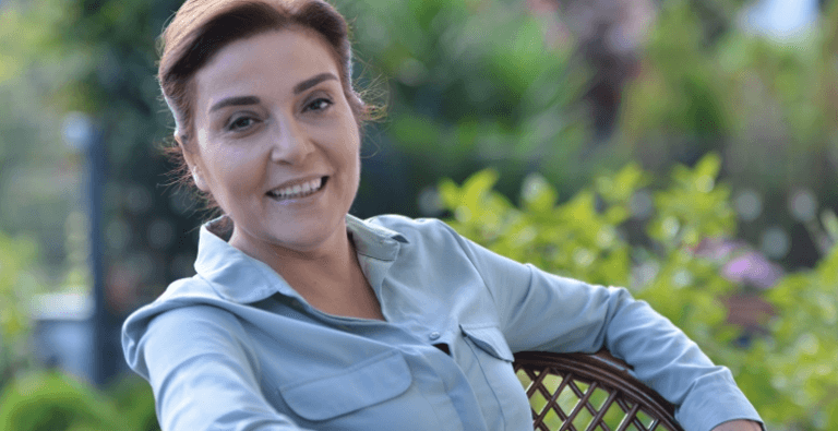 Seray Gözler Kimdir?