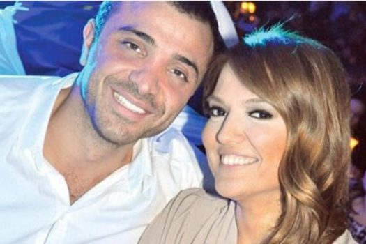 Demet Akalın, Haciz Krizi Sonrası Eşi Okan Kurt'u Sildi